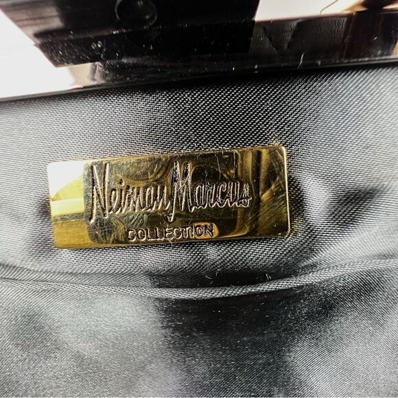 Neiman Marcus Micro Beaded black & silver clutch bag with chain - Picture 9 of 12